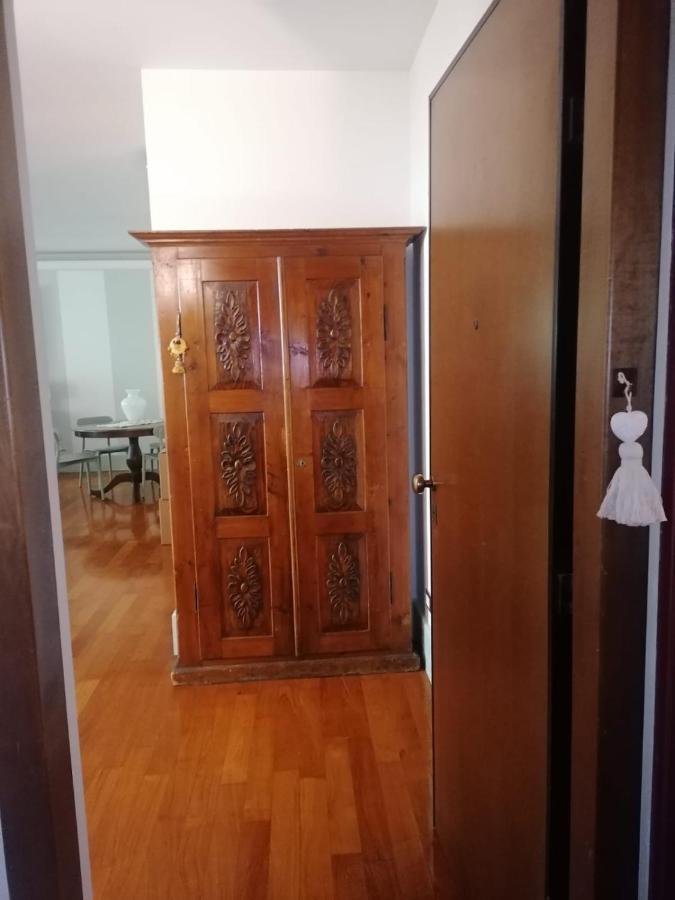 Le Finestre Sugli Ulivi Apartment Desenzano del Garda Ngoại thất bức ảnh