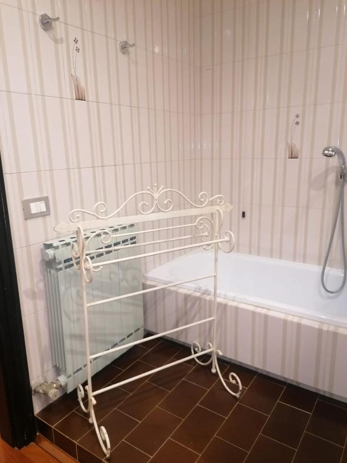 Le Finestre Sugli Ulivi Apartment Desenzano del Garda Ngoại thất bức ảnh