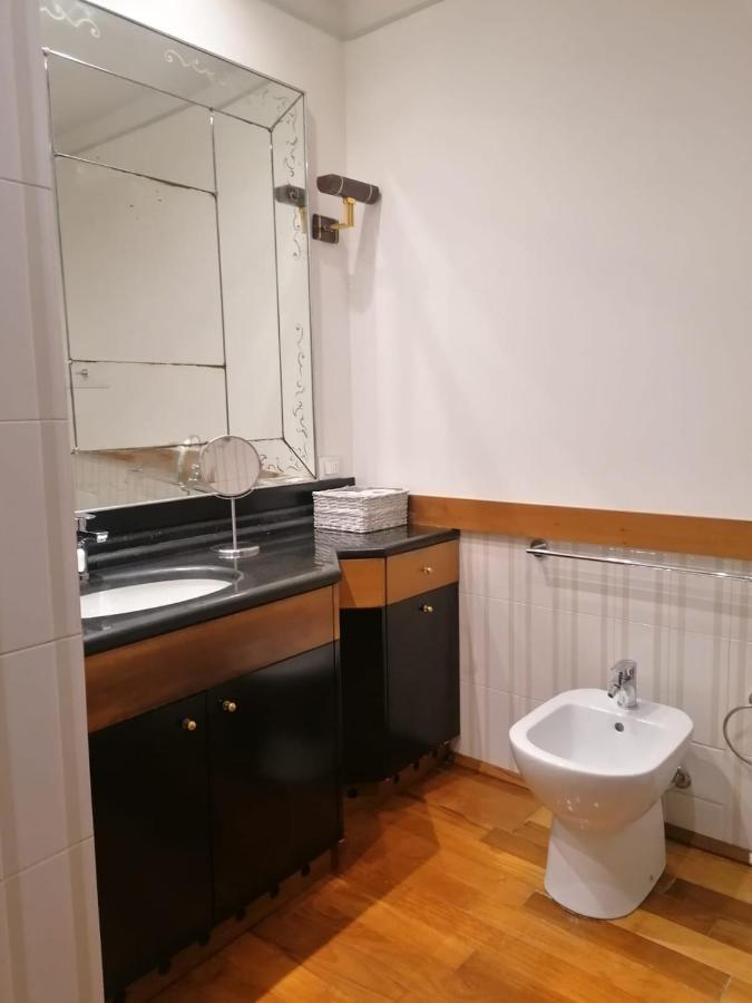 Le Finestre Sugli Ulivi Apartment Desenzano del Garda Ngoại thất bức ảnh