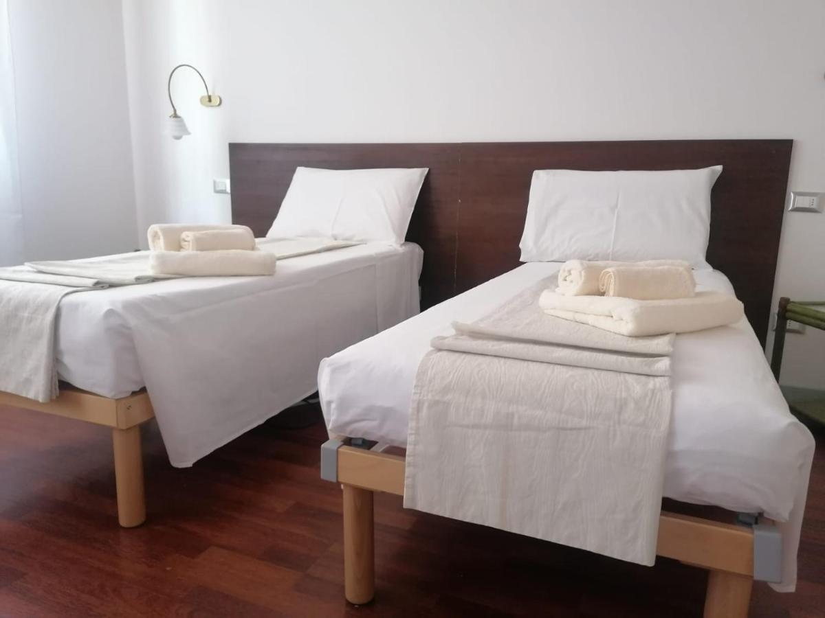 Le Finestre Sugli Ulivi Apartment Desenzano del Garda Ngoại thất bức ảnh
